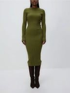 Rippgestricktes Kleid aus Viskose in Helloliv