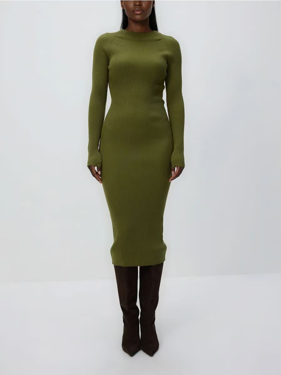 Rippgestricktes Kleid aus Viskose in Helloliv