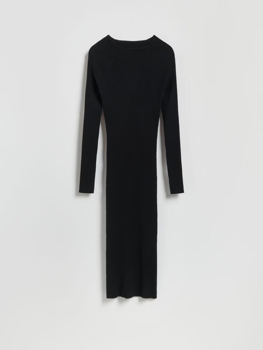 Rippstrickkleid aus Viskose in Schwarz